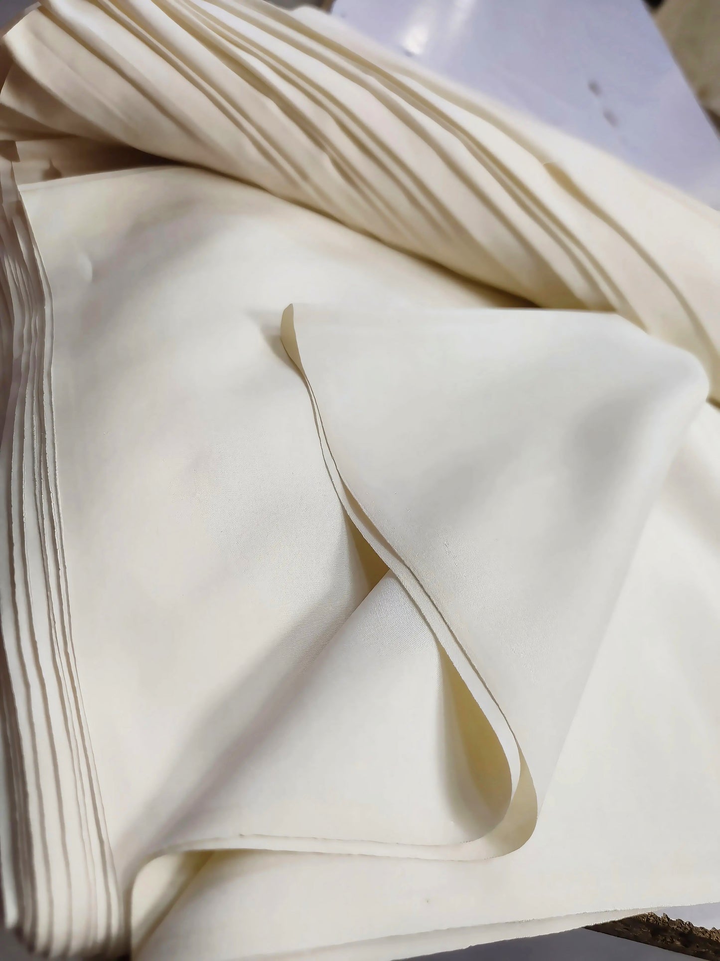 ORIGNAL BOSKI ZAFRAN WITHOUT SELVAGE (BEGAIR KANNI) 40 to 45 %